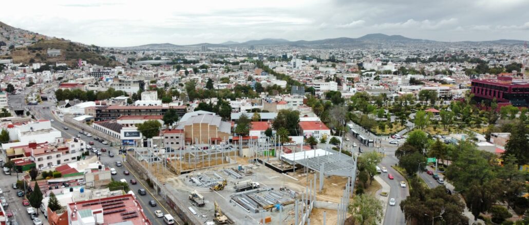 Vista aérea de la construcción de lo que sería el nuevo centro comercial. Foto: Oscar Sánchez